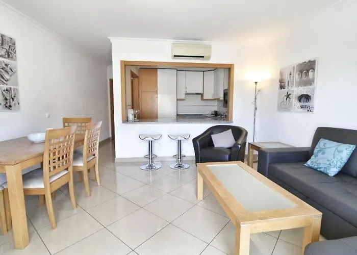 Boa Vista With Sea Views And Shared Pool * Albufeira