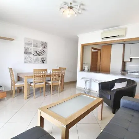 Boa Vista With Sea Views And Shared Pool 아파트 *
