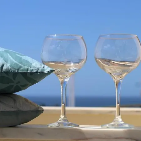 Apartment Boa Vista With Sea Views And Shared Pool *