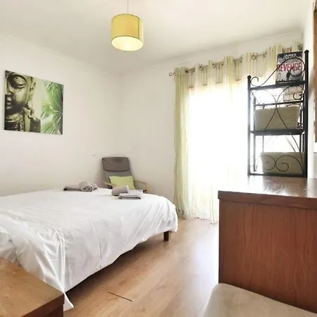 Boa Vista With Sea Views And Shared Pool